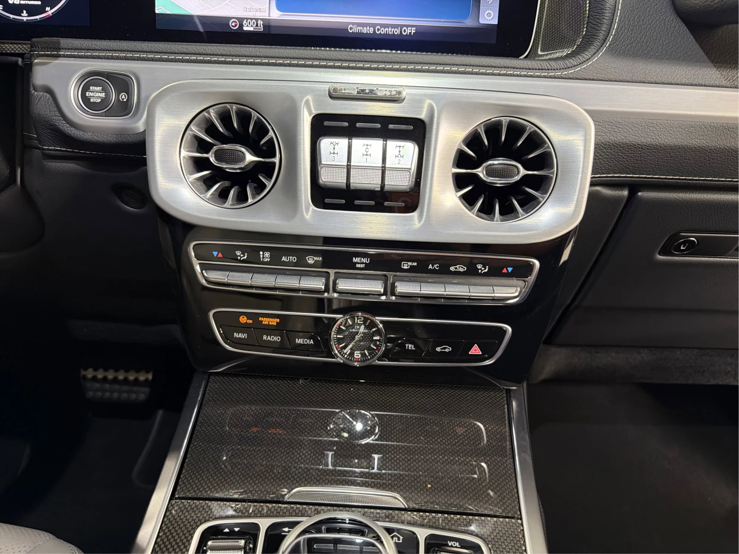 Used 2021 Mercedes-Benz G 63 AMG 4MATIC w/ G Manufaktur Interior Package image 31