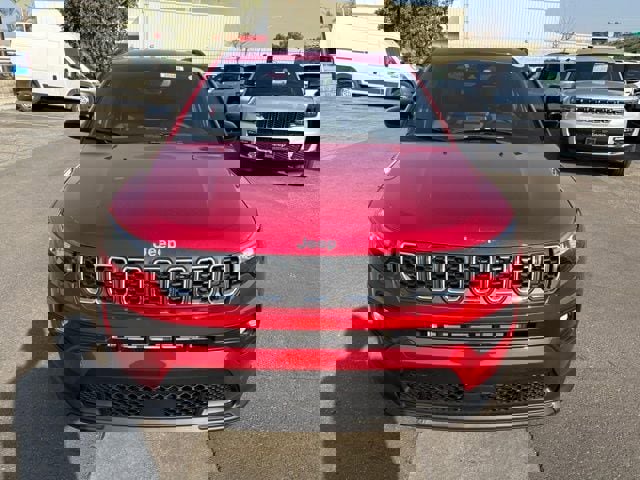 New 2026 Jeep Compass Latitude image 2