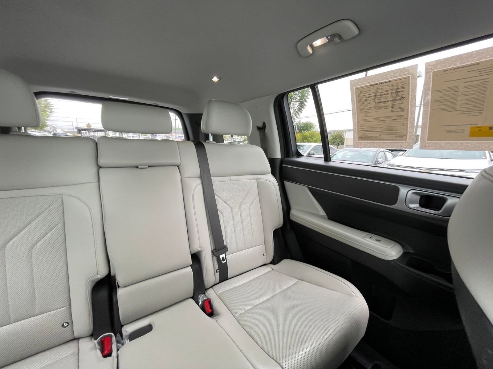 Used 2025 Hyundai Santa Fe SEL image 37