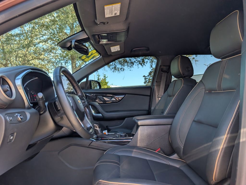 Used 2023 Chevrolet Blazer Premier image 16