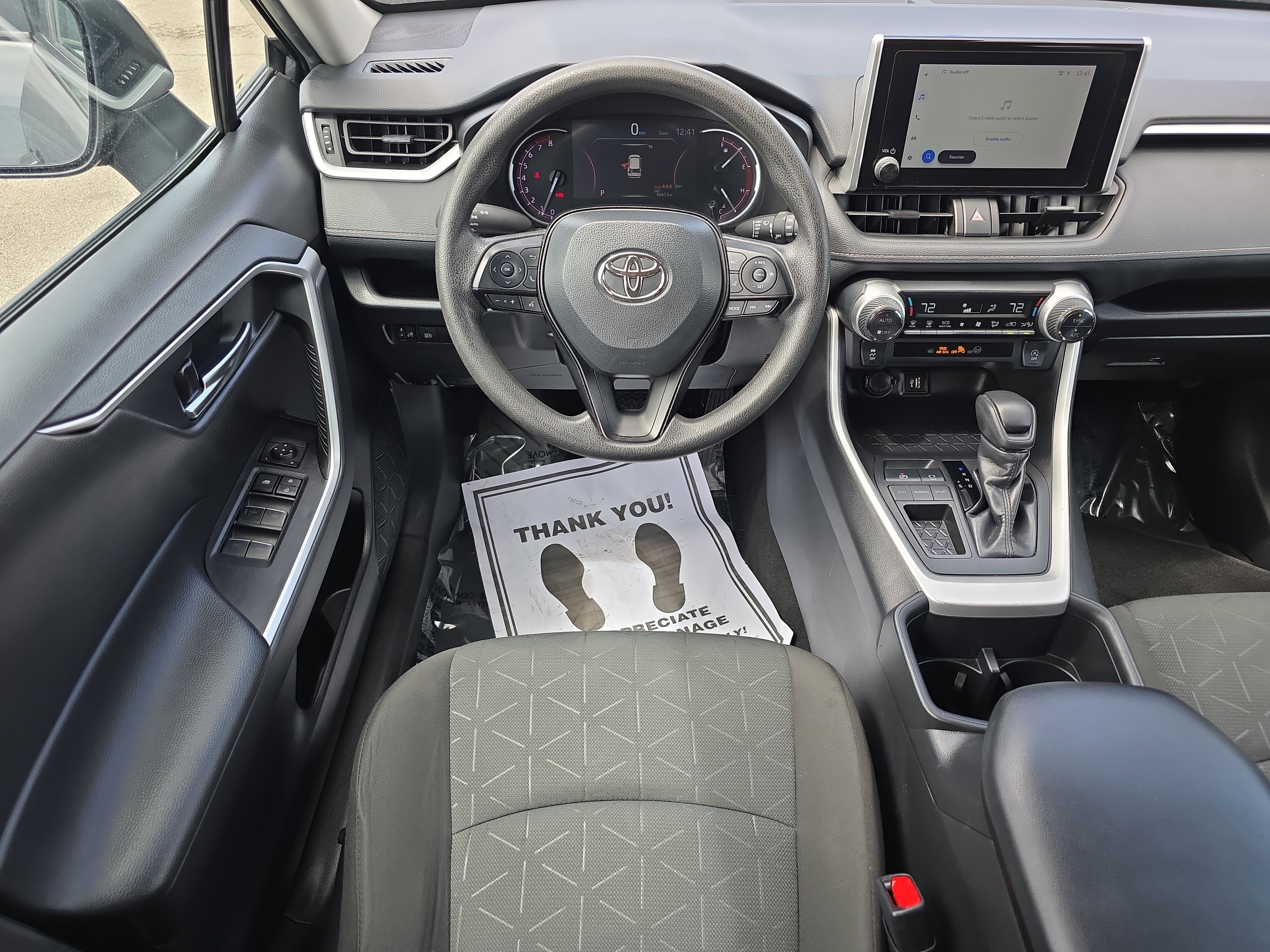 Used 2024 Toyota RAV4 XLE FWD image 19