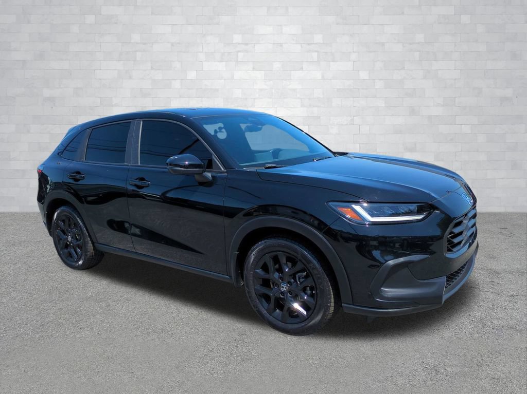 Used 2024 Honda HR-V Sport image 2