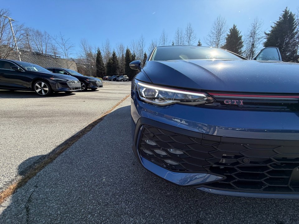 New 2026 Volkswagen Golf SE image 24