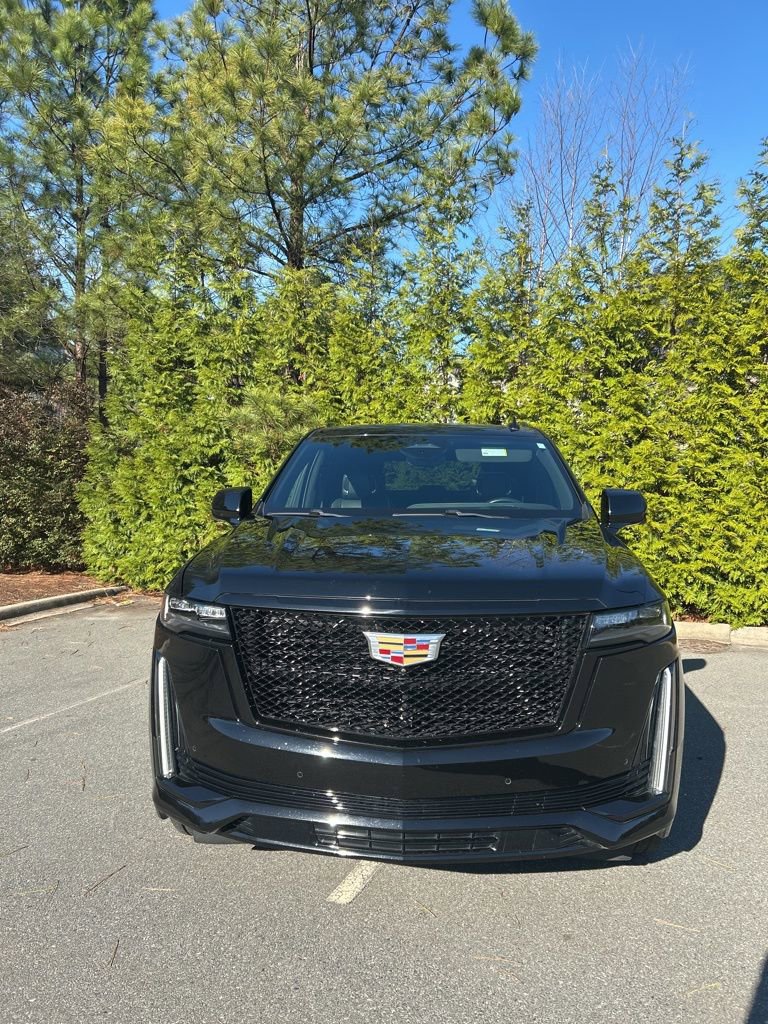 Used 2023 Cadillac Escalade Sport image 2