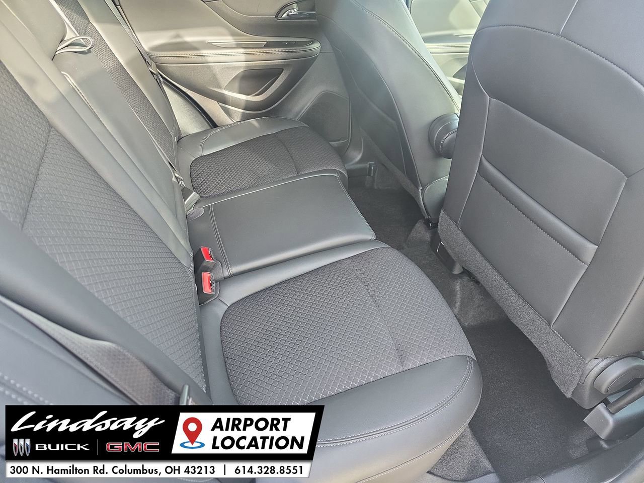 Used 2022 Buick Encore Preferred w/ Safety Package image 25