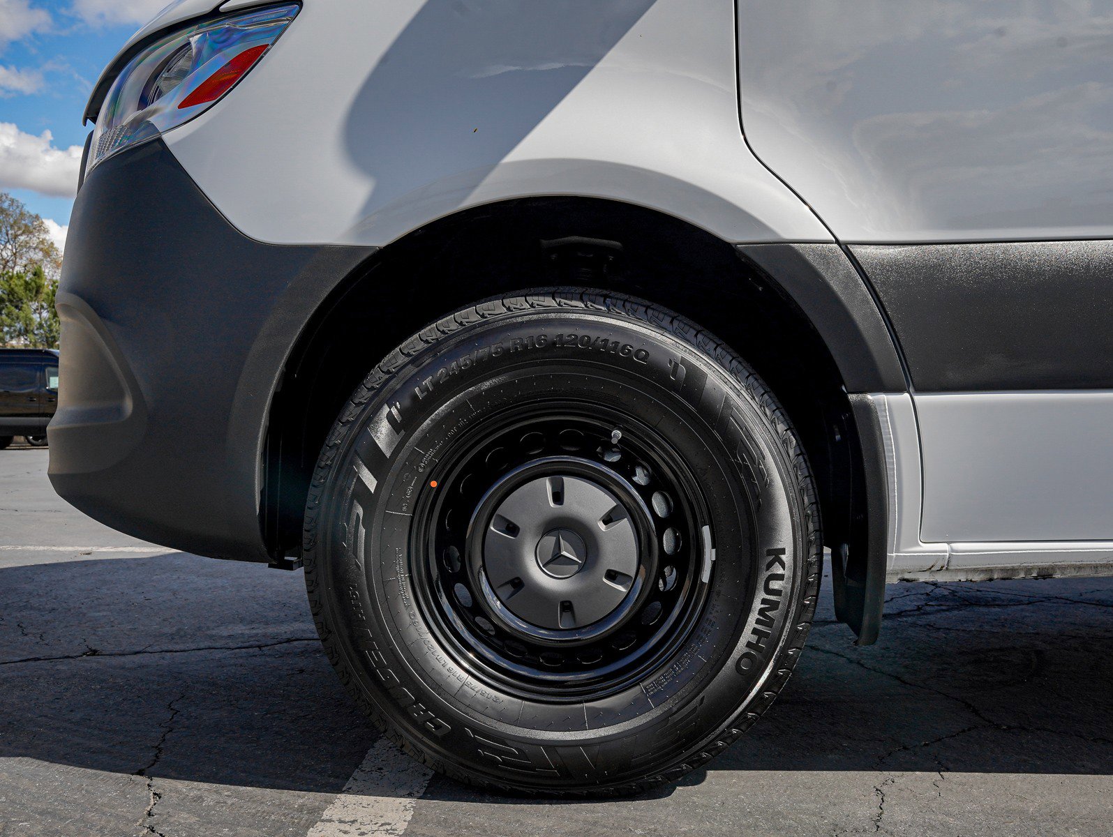 Used 2026 Mercedes-Benz Sprinter 2500 image 12