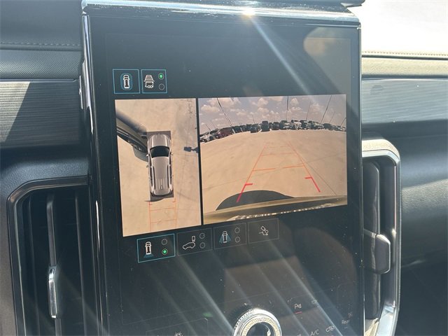 Used 2024 GMC Acadia AT4 w/ Super Cruise Package image 6