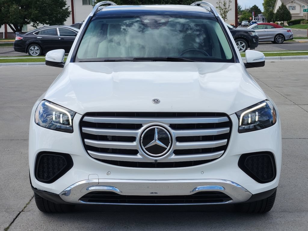 Used 2024 Mercedes-Benz GLS 450 4MATIC image 43