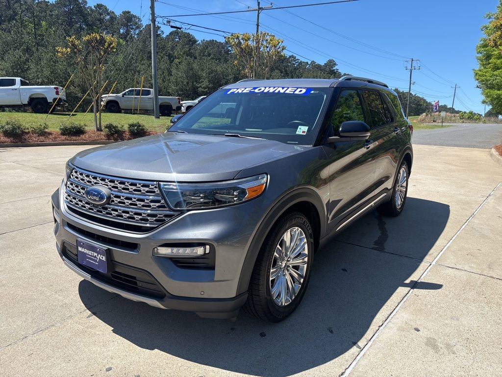 Used 2022 Ford Explorer Limited w/ Equipment Group 301A image 3