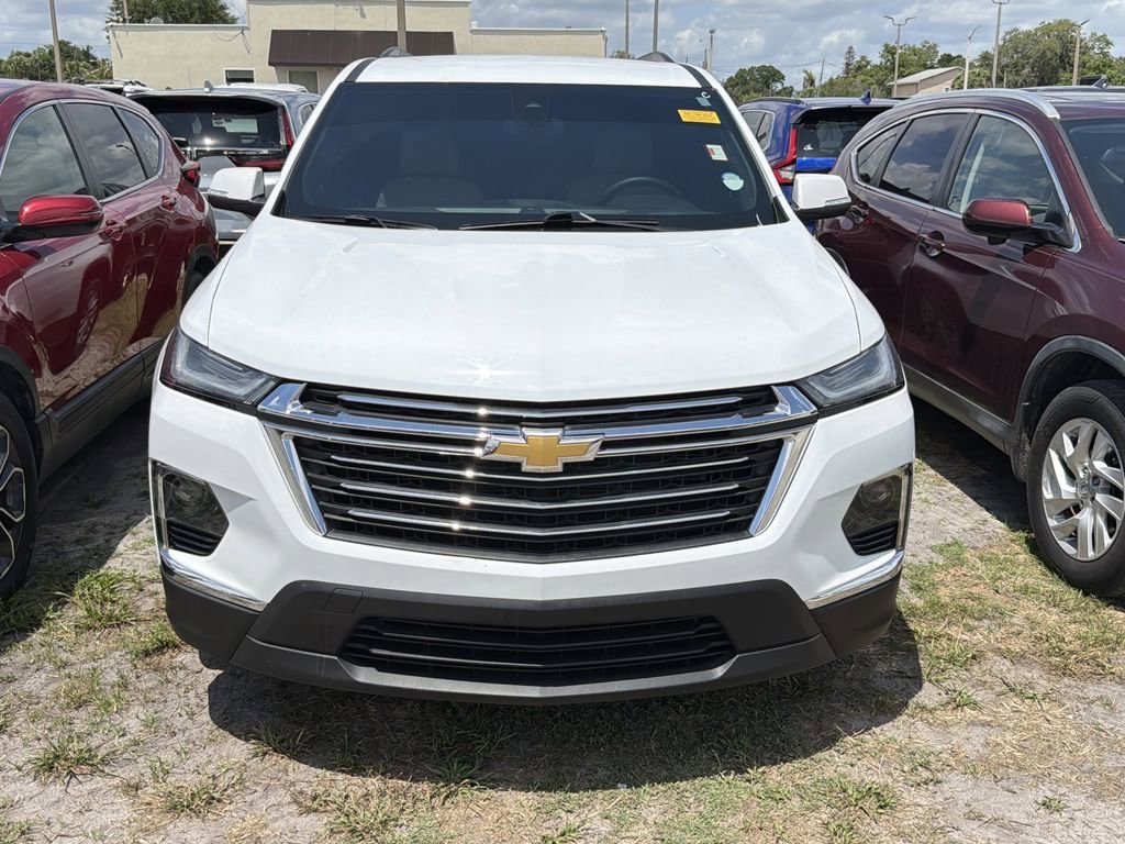 Certified 2023 Chevrolet Traverse LT FWD image 2