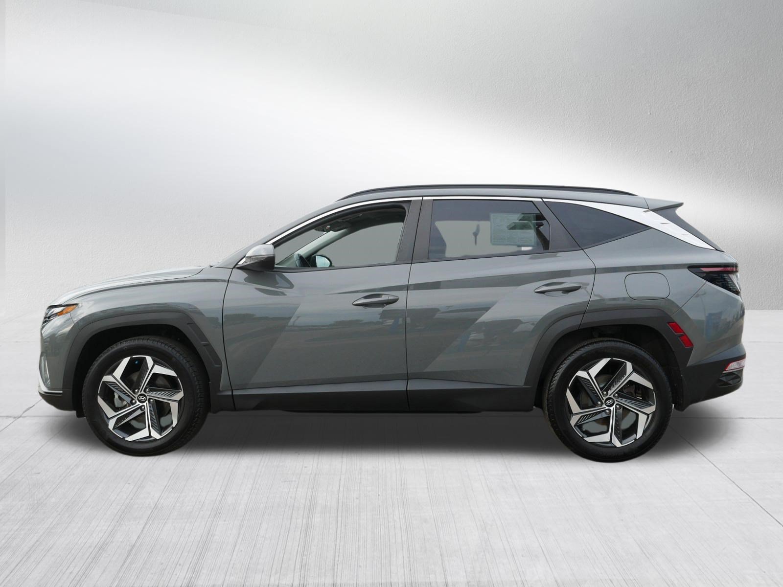 Used 2024 Hyundai Tucson SEL w/ Convenience Package AWD/4WD image 4