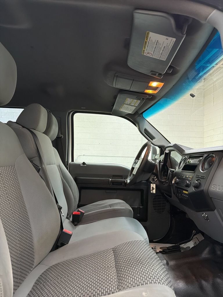 Used 2014 Ford F550 4x4 Crew Cab Super Duty image 35
