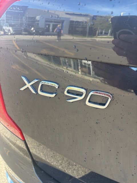 Used 2023 Volvo XC90 T8 Ultimate w/ Lounge Package image 5