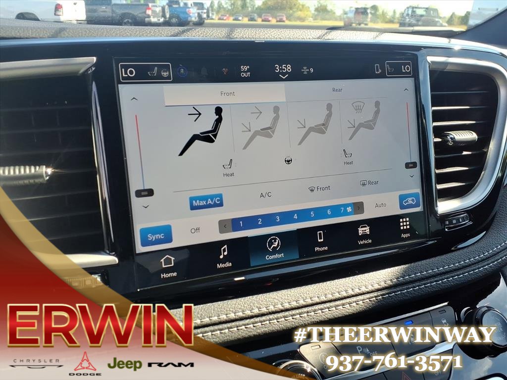 New 2026 Chrysler Pacifica Select image 12