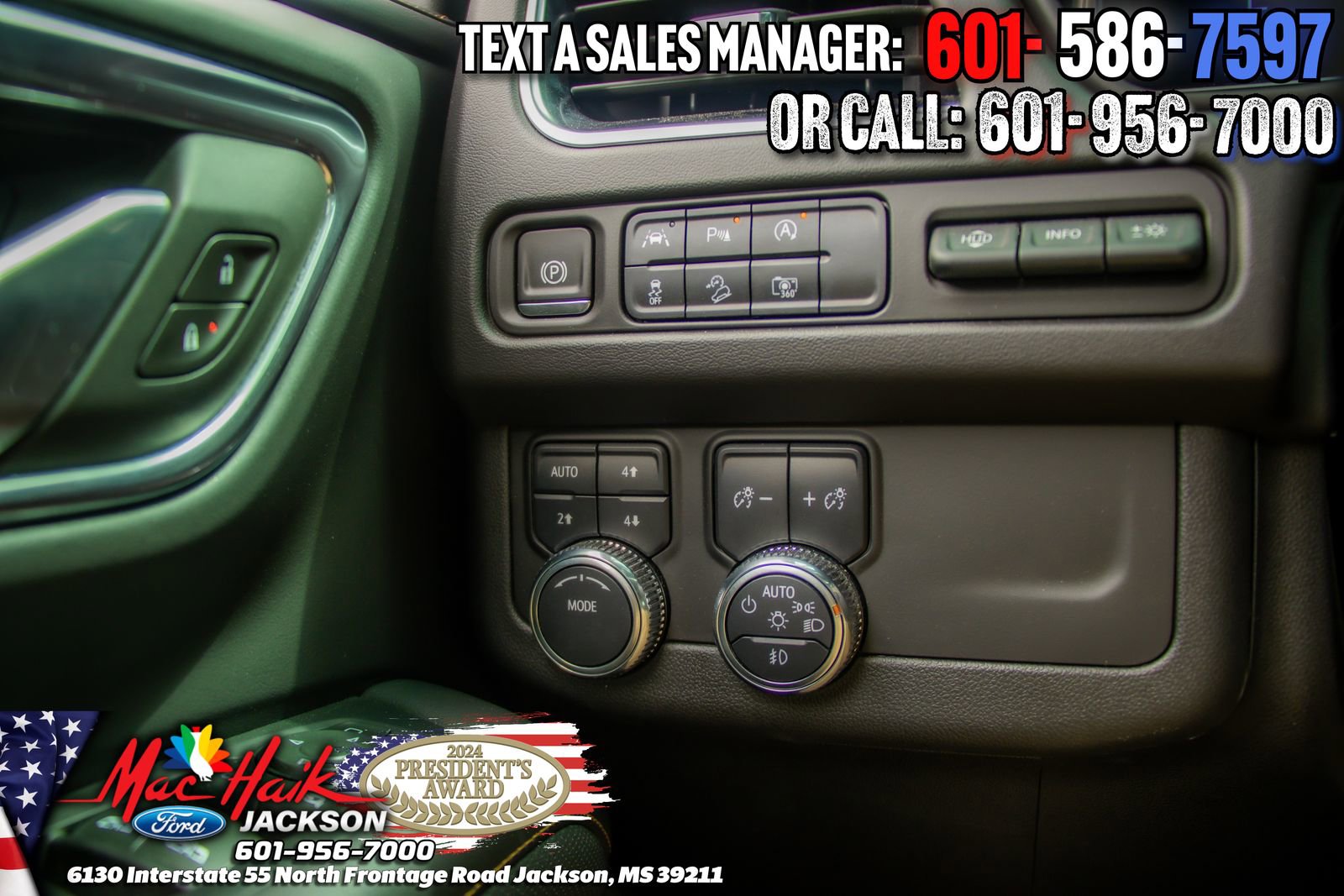 Used 2024 GMC Yukon AT4 w/ Technology Package image 23