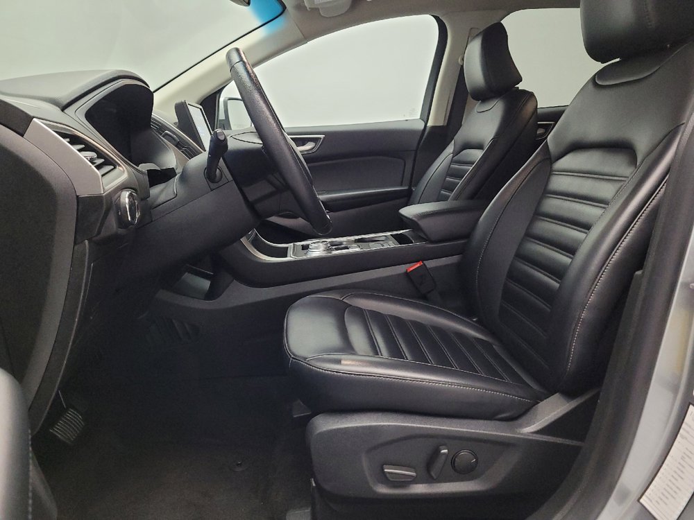 Used 2024 Ford Edge SEL image 17