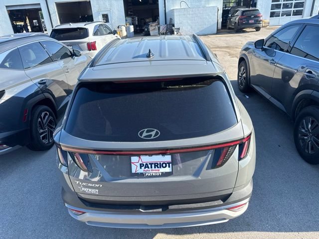 Used 2025 Hyundai Tucson SEL FWD image 16
