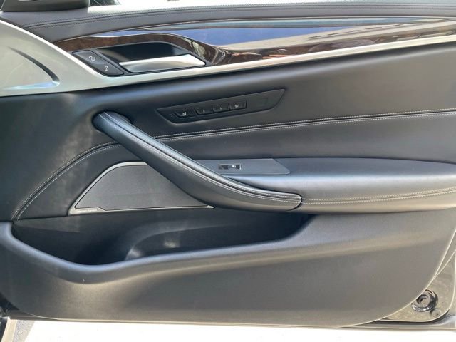 Used 2018 BMW M550i xDrive AWD/4WD image 28