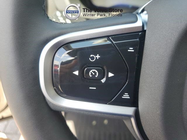 New 2026 Volvo XC60 B5 Ultra w/ Protection Package Premier AWD/4WD image 19