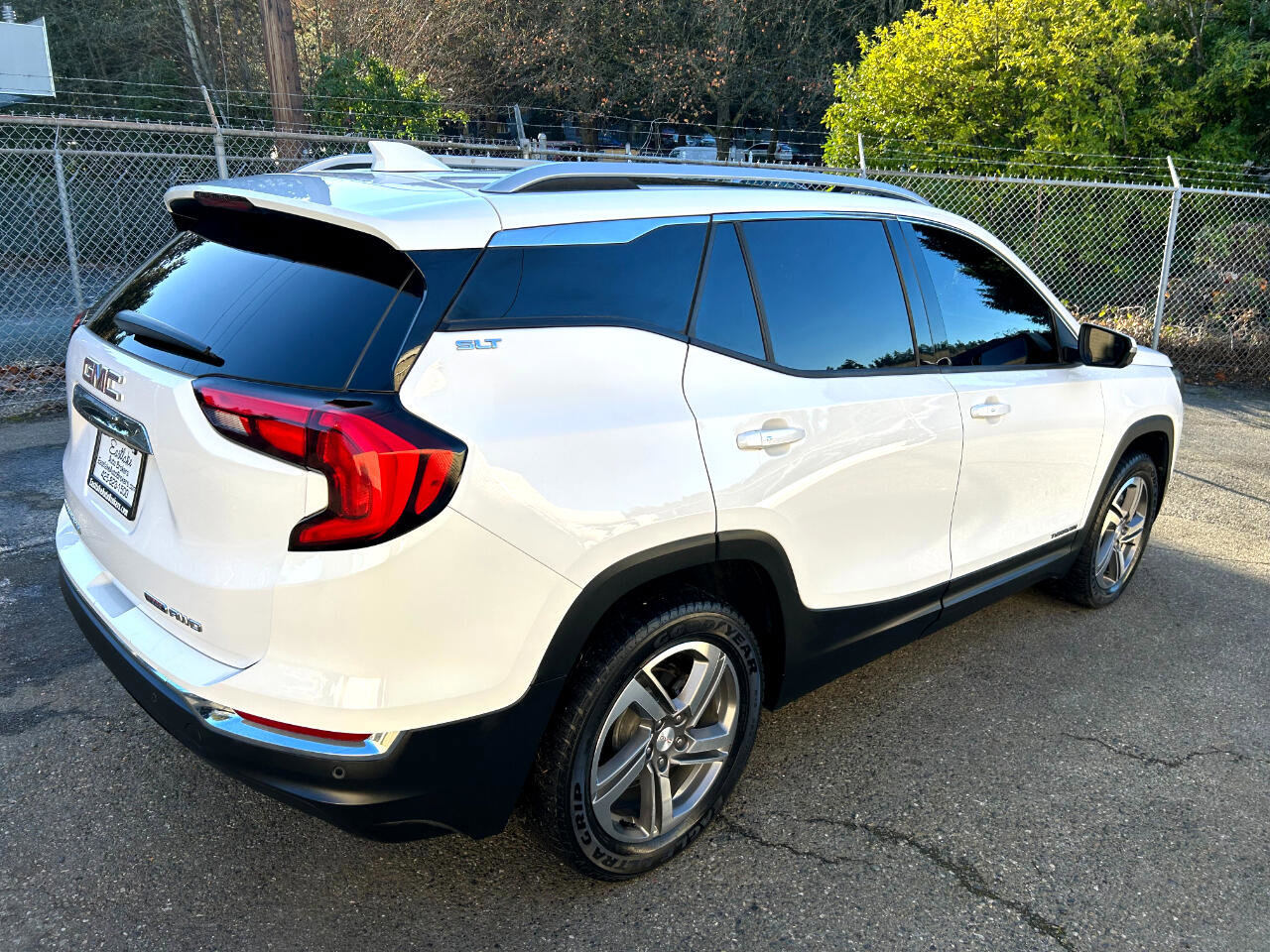 Used 2019 GMC Terrain SLT w/ Infotainment Package II image 5