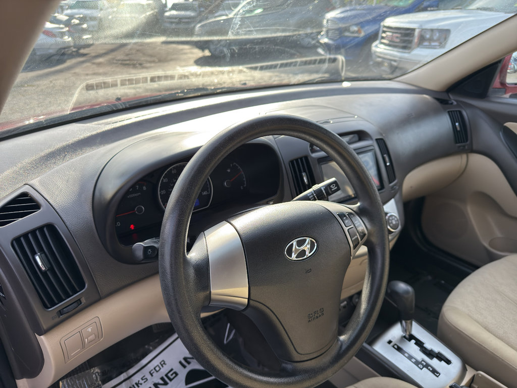 Used 2010 Hyundai Elantra GLS image 9