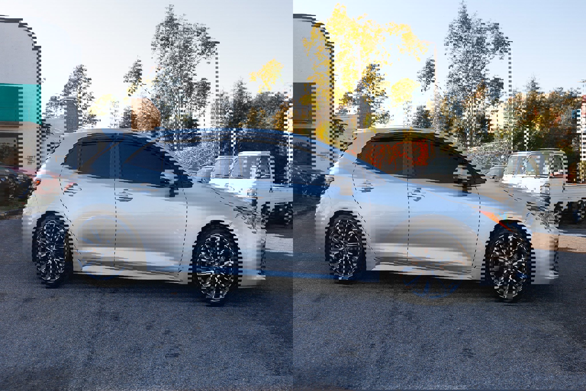 Used 2019 Toyota Corolla SE image 18