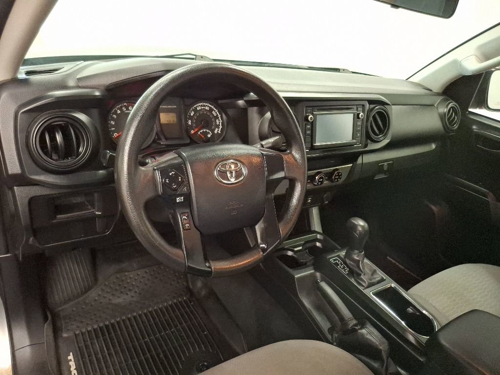 Used 2016 Toyota Tacoma SR RWD image 14