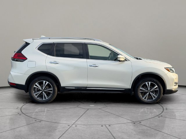 Used 2017 Nissan Rogue SL w/ SL Premium Package AWD/4WD image 8