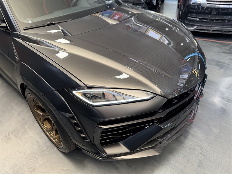 Used 2025 Lamborghini Urus SE AWD/4WD image 5