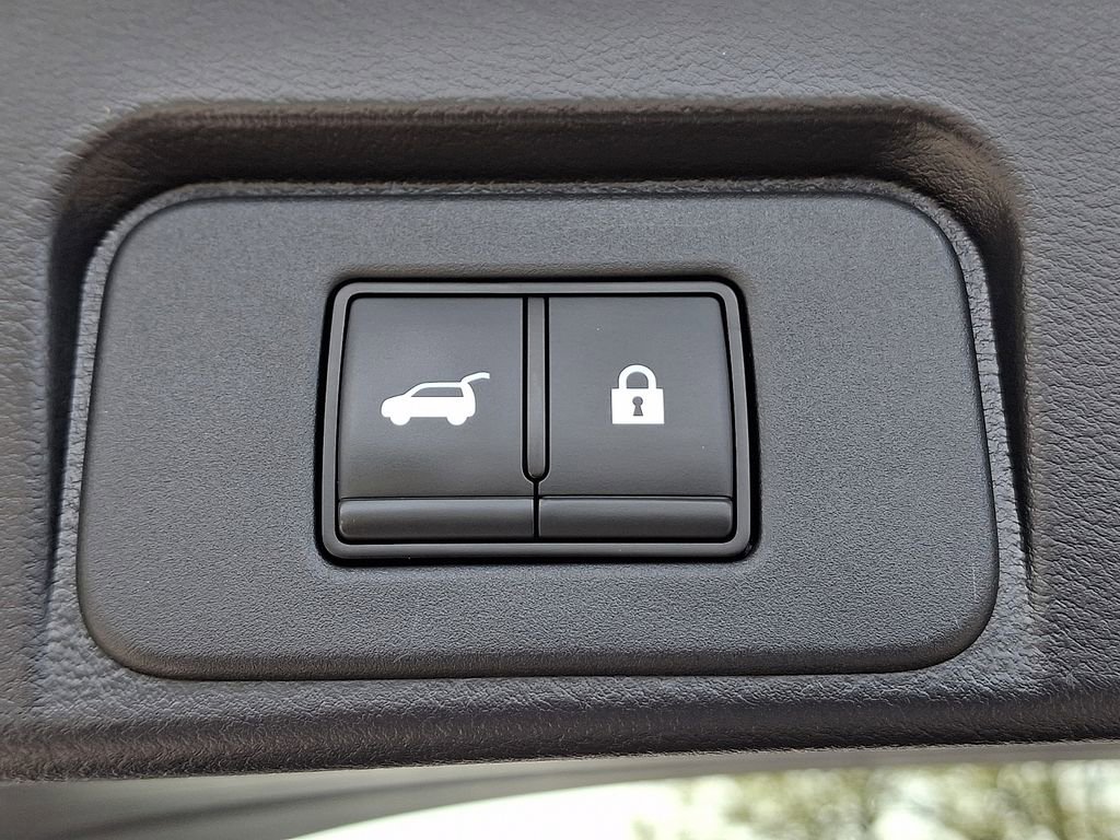 Used 2023 Nissan Rogue SV w/ SV Premium B Package AWD/4WD image 29
