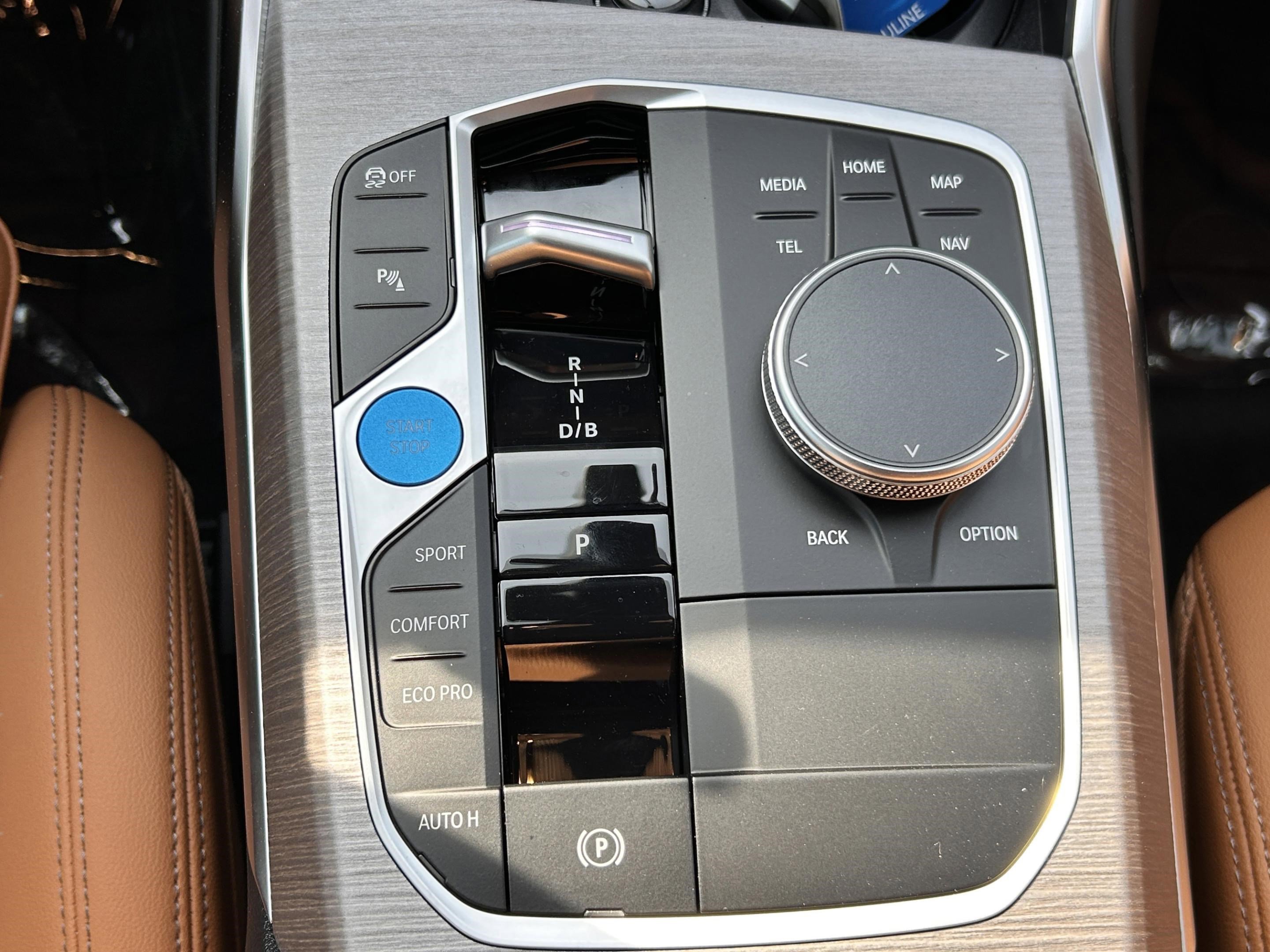 New 2026 BMW i4 eDrive40 w/ Premium Package RWD image 12