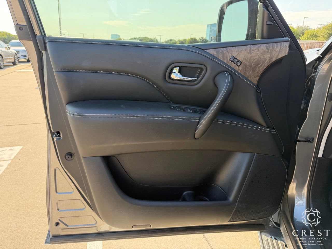 Used 2021 INFINITI QX80 Premium Select w/ Cargo Package RWD image 11