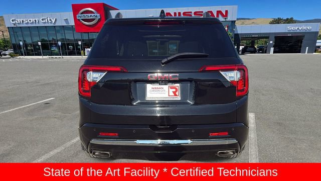 Used 2023 GMC Acadia Denali w/ Black Diamond Edition image 4