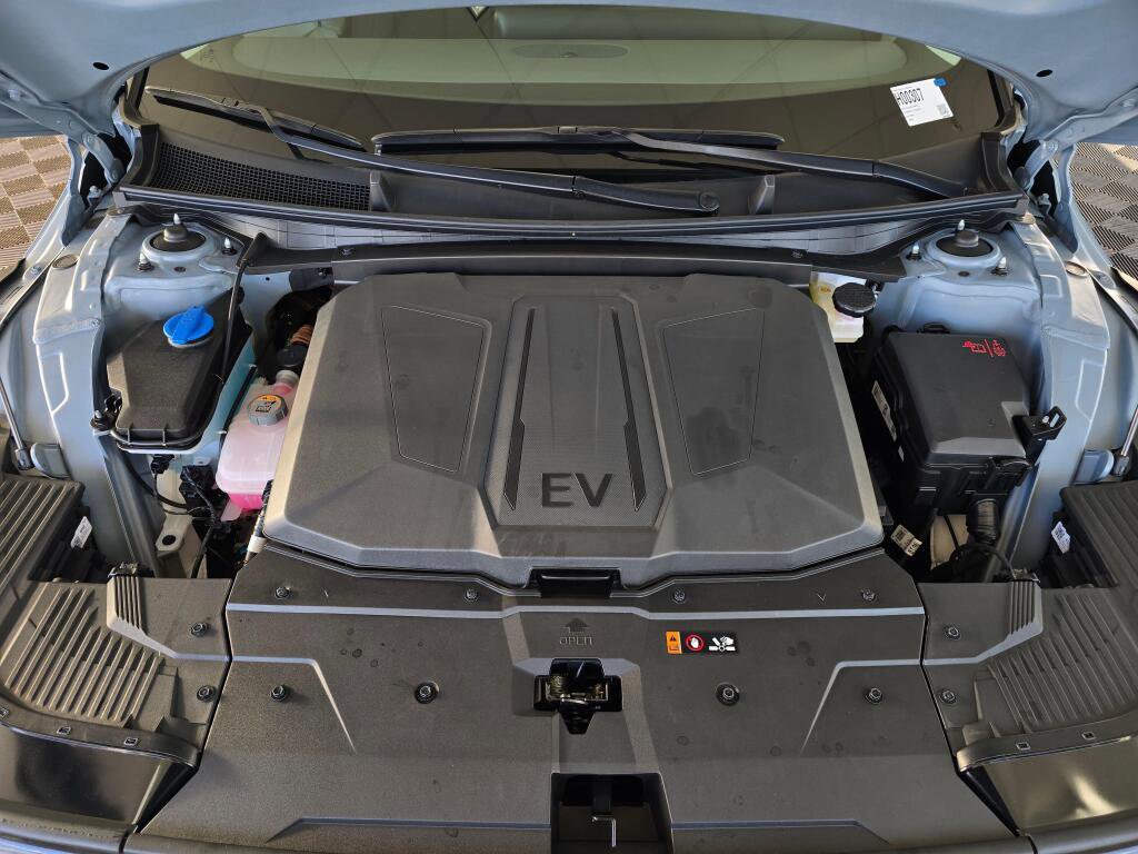 New 2026 Hyundai Ioniq 5 SEL image 13