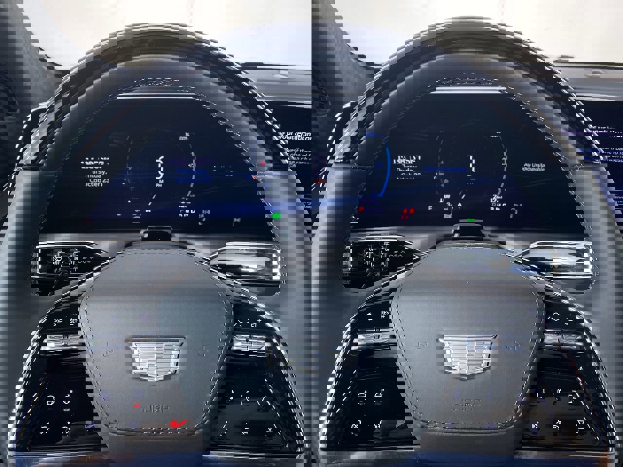 New 2026 Cadillac Vistiq Platinum image 3