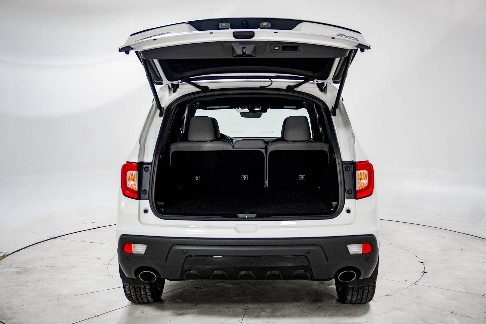 Used 2021 Honda Passport Elite image 8