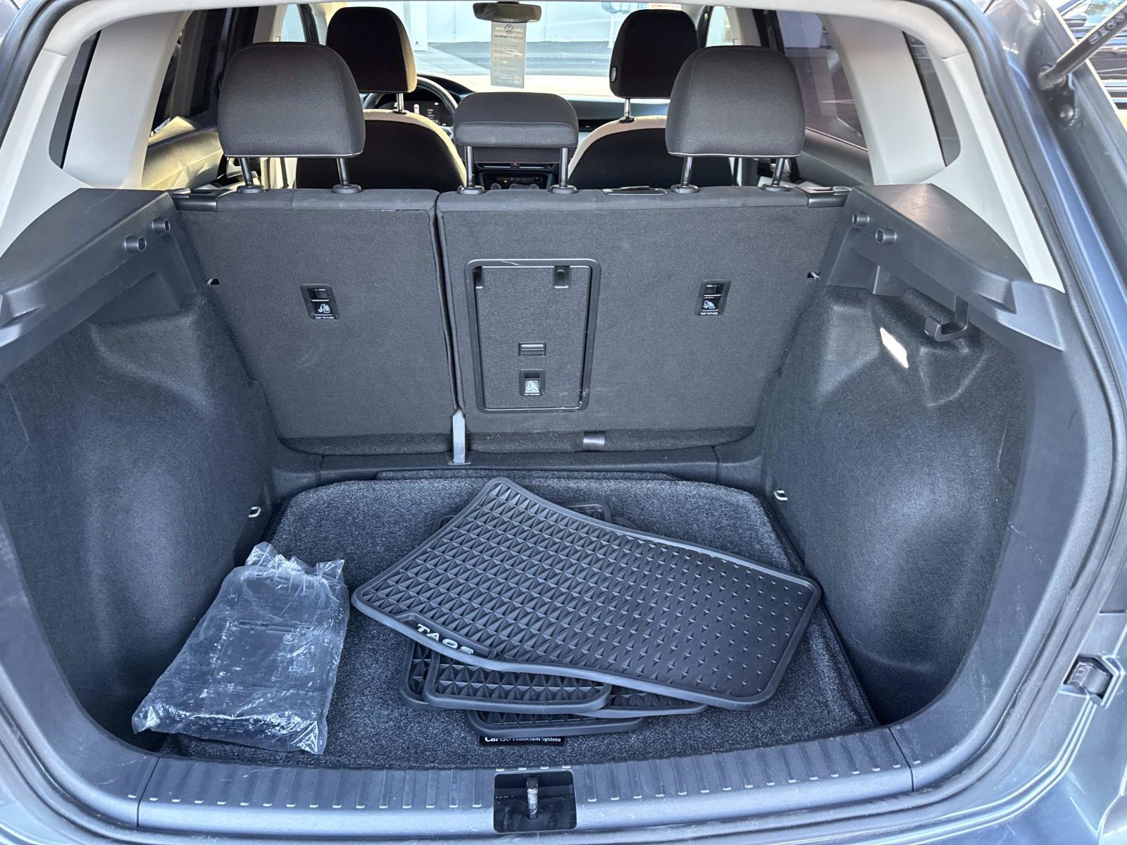 Certified 2025 Volkswagen Taos S image 5