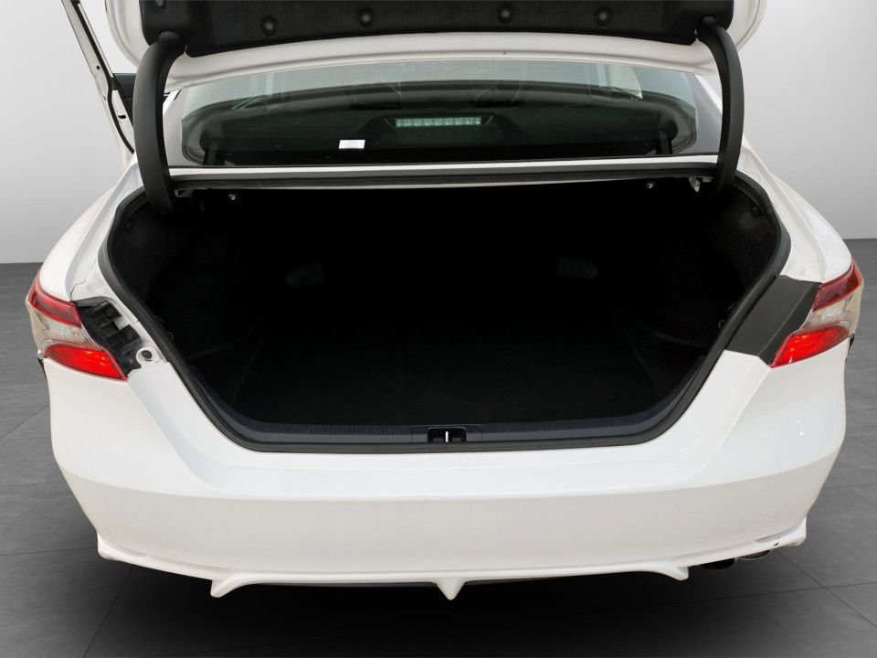 Used 2023 Toyota Camry SE image 31