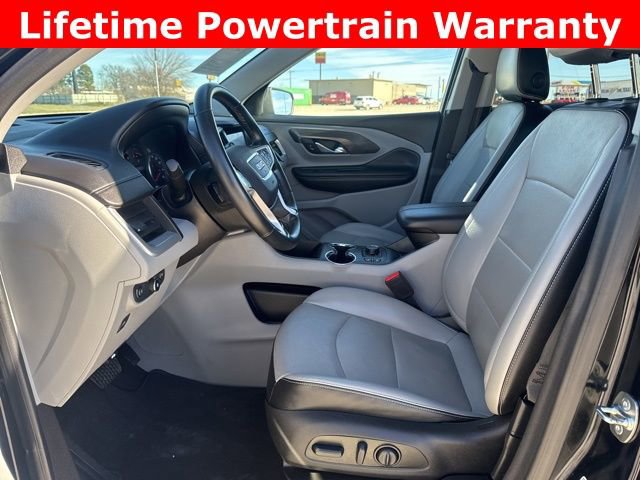 Used 2024 GMC Terrain SLT image 2