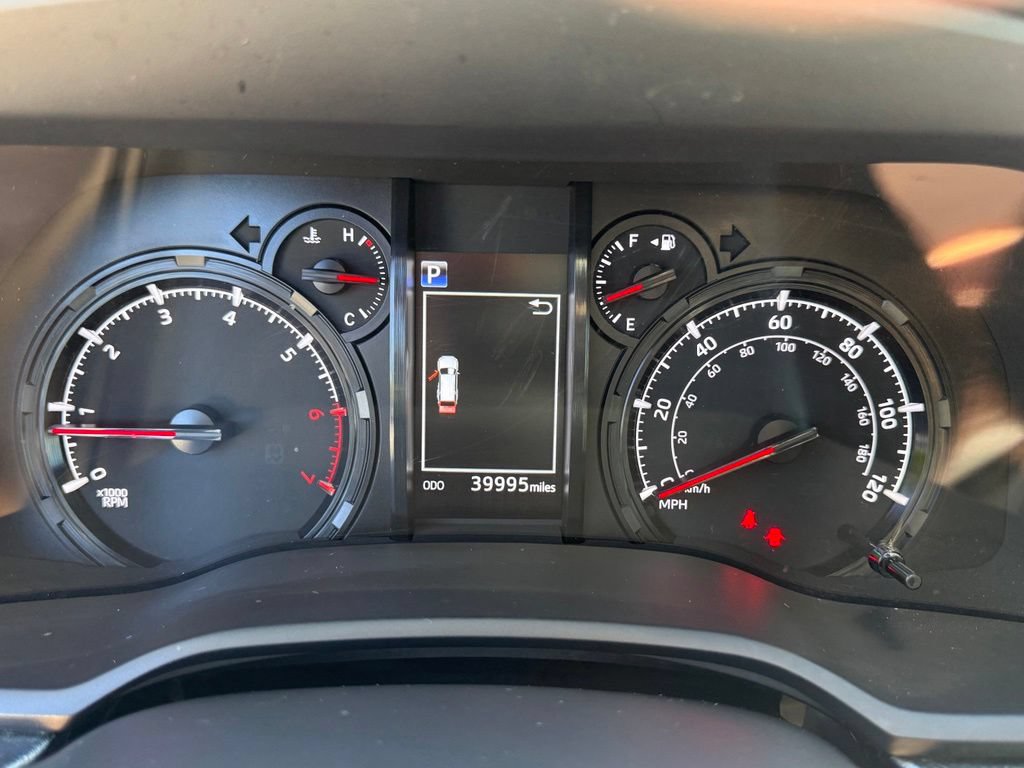 Used 2024 Toyota 4Runner SR5 Premium AWD/4WD image 32