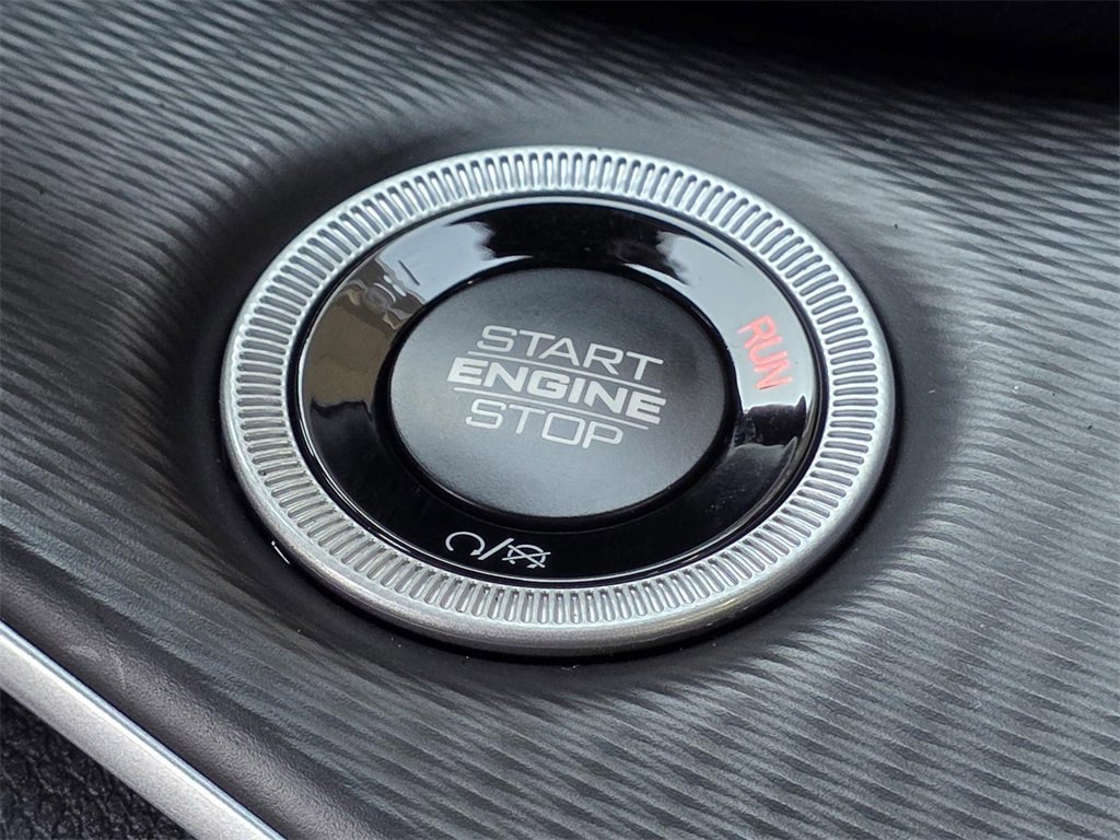 New 2025 Jeep Grand Cherokee L Altitude image 22