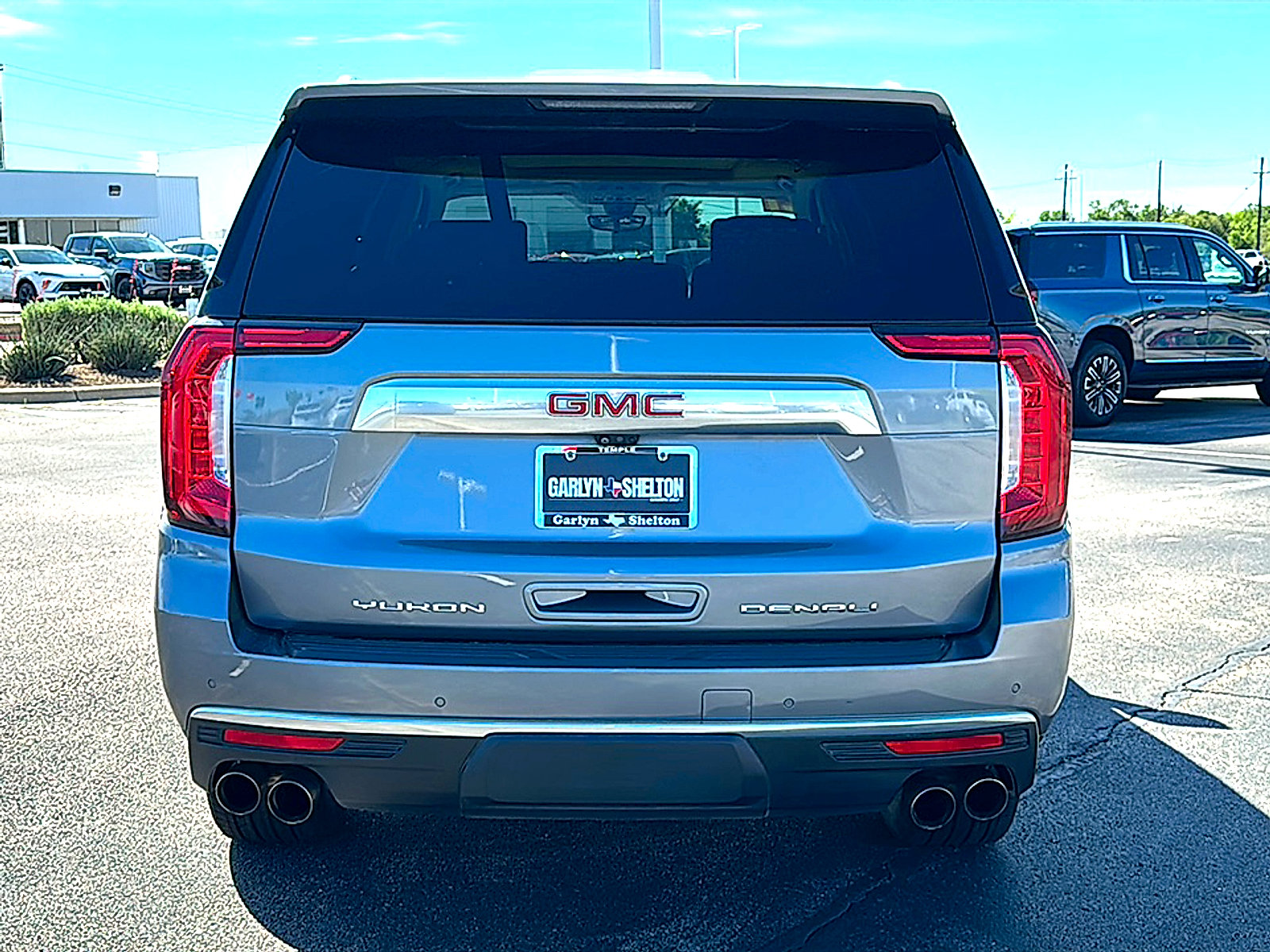 Used 2021 GMC Yukon Denali w/ Denali Ultimate Package image 7