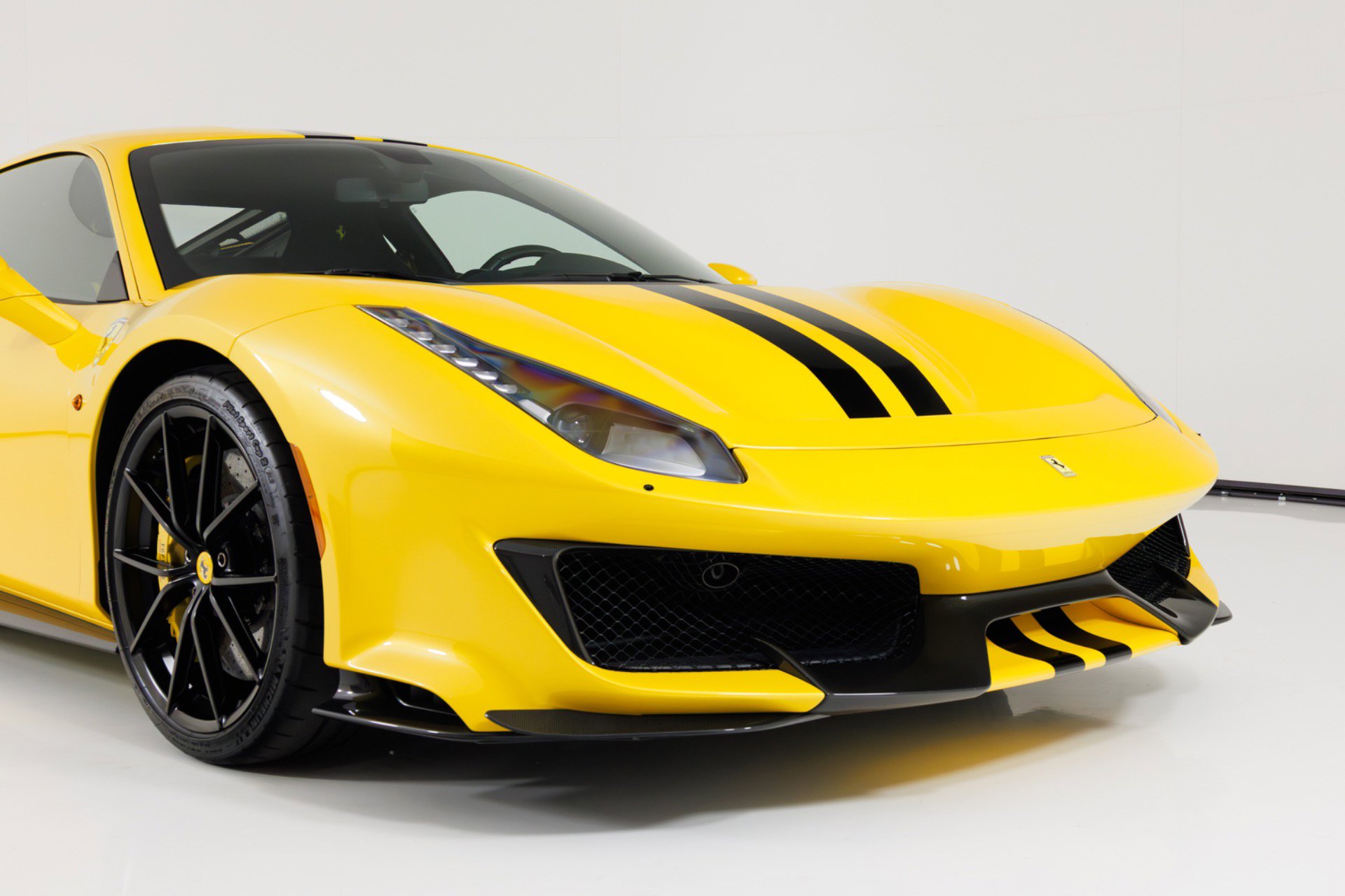 Used 2020 Ferrari 488 Pista image 48