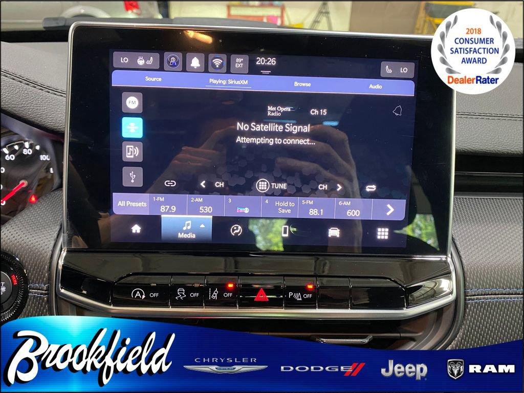 New 2025 Jeep Compass Limited w/ Sun and Sound Group image 21