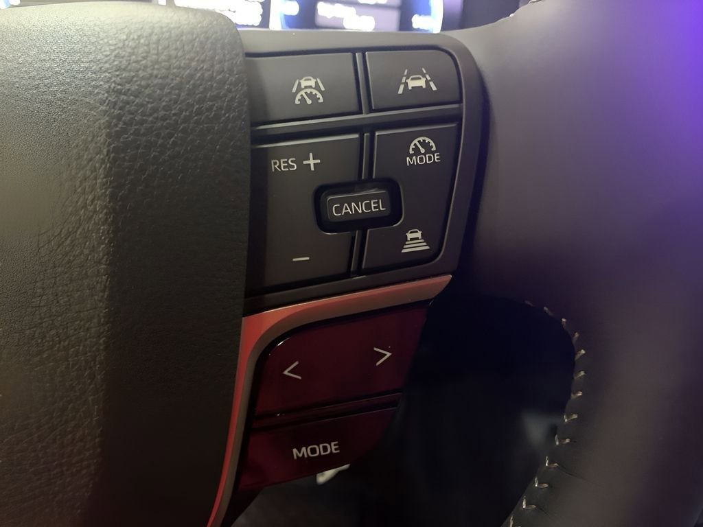 New 2025 Toyota Crown Platinum image 24