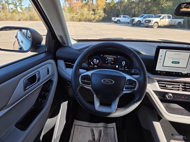 Used 2025 Ford Explorer Active w/ Active Comfort Package image 22