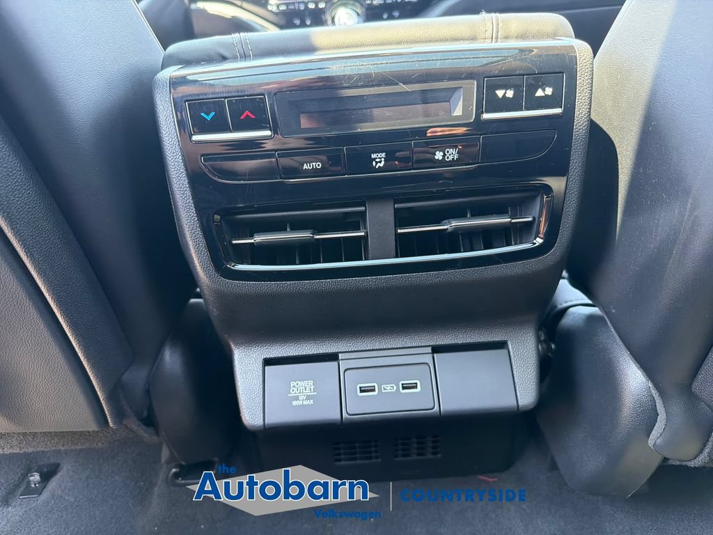 Used 2024 Acura MDX SH-AWD w/ Technology Package image 22