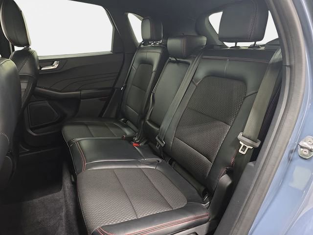Used 2023 Ford Escape ST-Line w/ Tech Pack #1 AWD/4WD image 13