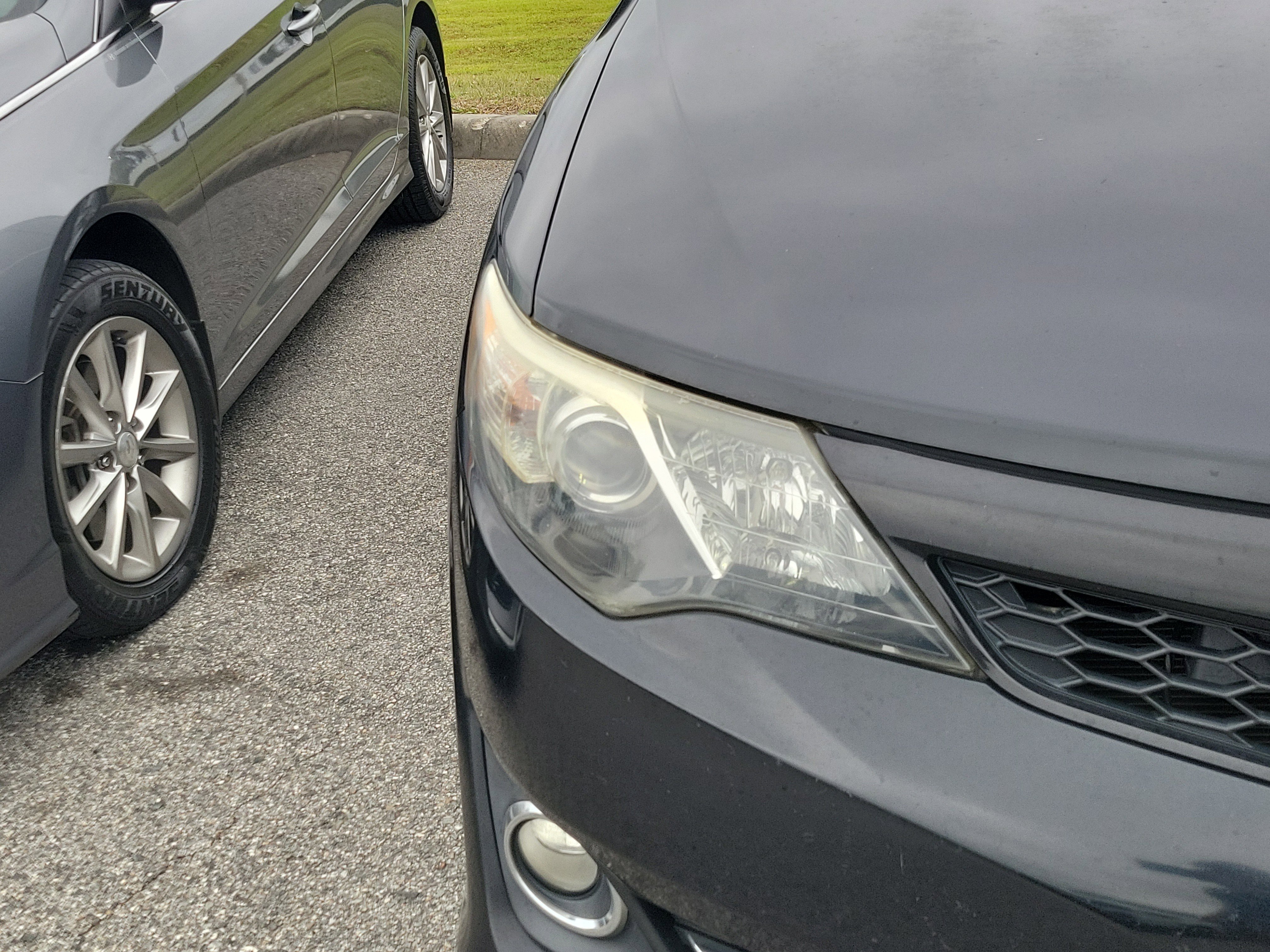 Used 2013 Toyota Camry SE FWD image 6