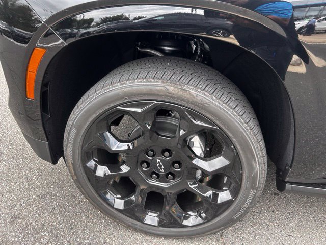 New 2026 Chevrolet Suburban High Country AWD/4WD image 7